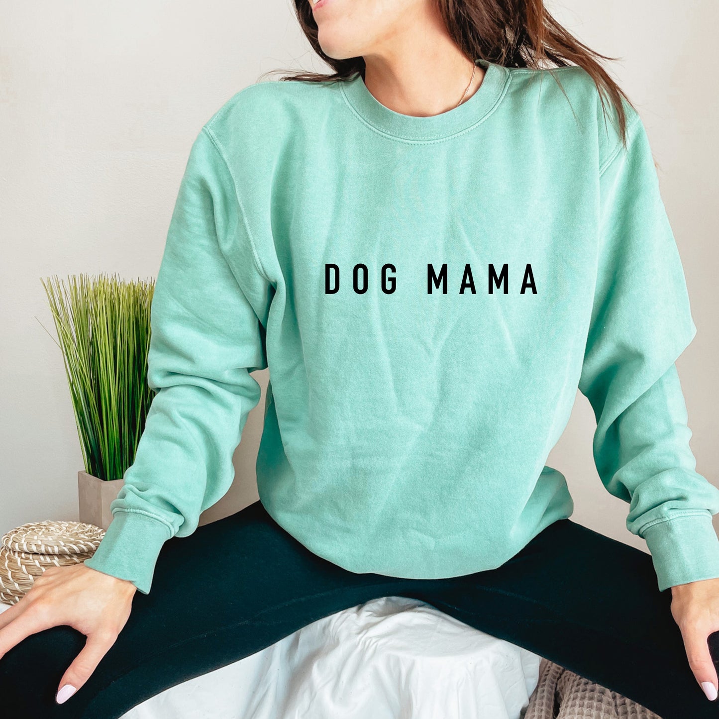 DOG MAMA. Pigment Mint. [PREORDER]